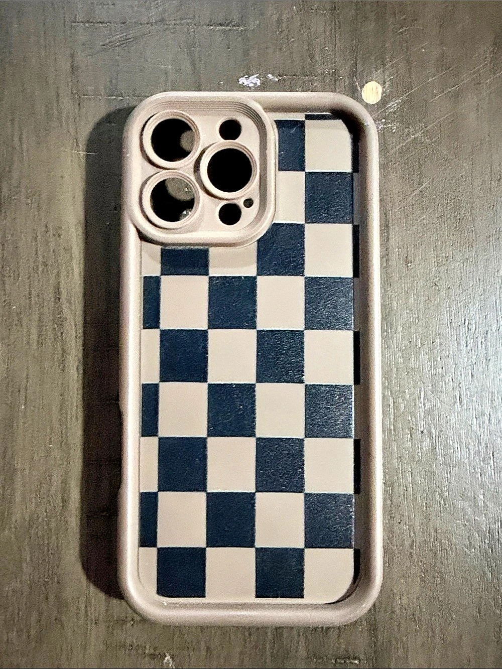 Black & tan Checkered Phone Case IPhone 16 pro max